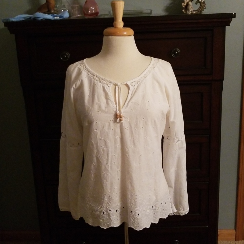 Old Navy white eyelet top